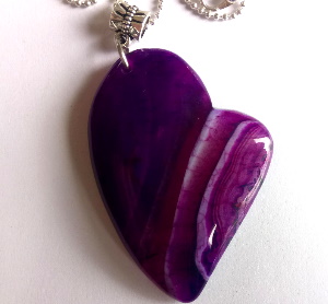 Collier Coeur d'Agate Veines de dragon violette coordonnée