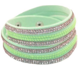 Bracelet vert tendre strass argentés et verts